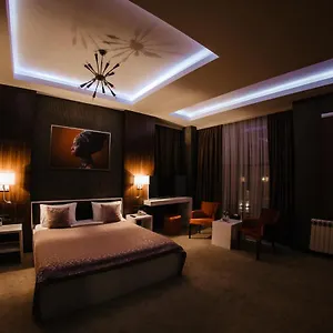 فندق Hillmond, باكو