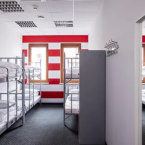 inbed-hostel.warsawhotelspoland.com/